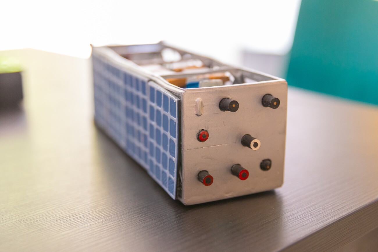 Image de la maquette 1/2 du satellite